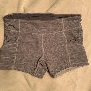 Lululemon Run Shorty Short Size 10